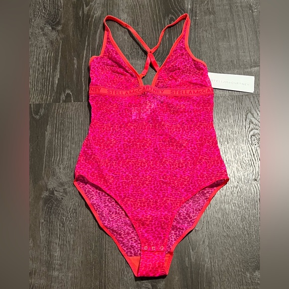 Stella McCartney**Amelia Beaming Fuscia Pink Bodysuit**Small $340 - Picture 4 of 9